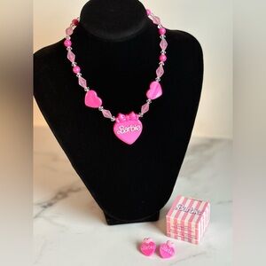1989 Mattel Barbie “I’m Into Barbie” Pink Heart Earrings & 15 in Necklace NIB
